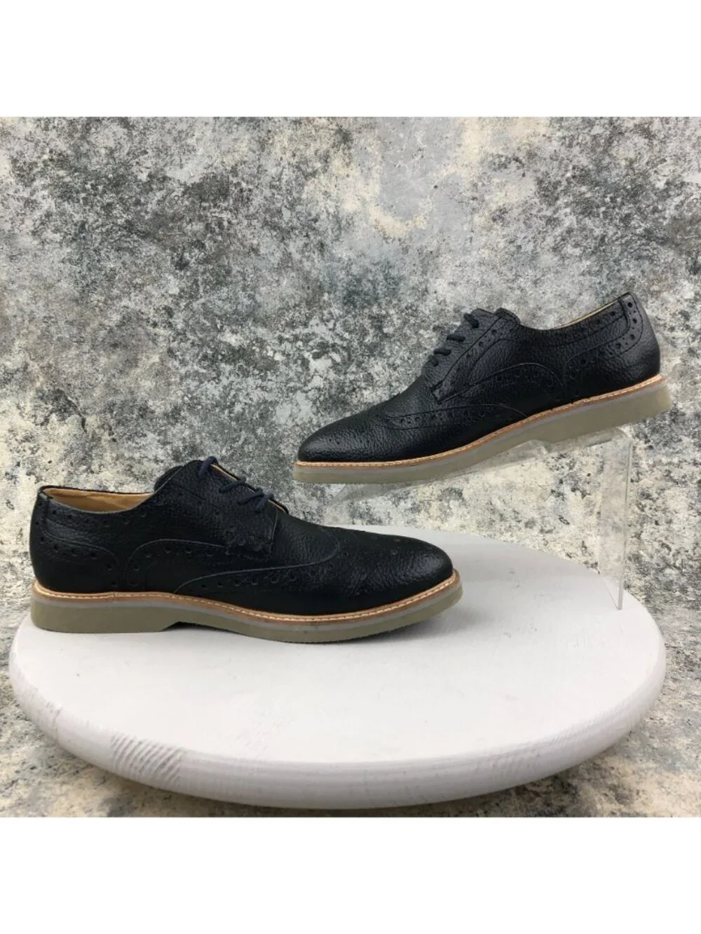 Weatherproof Vintage Shoes Men's Size 9M Wayne Black Leather Wingtip Oxfords